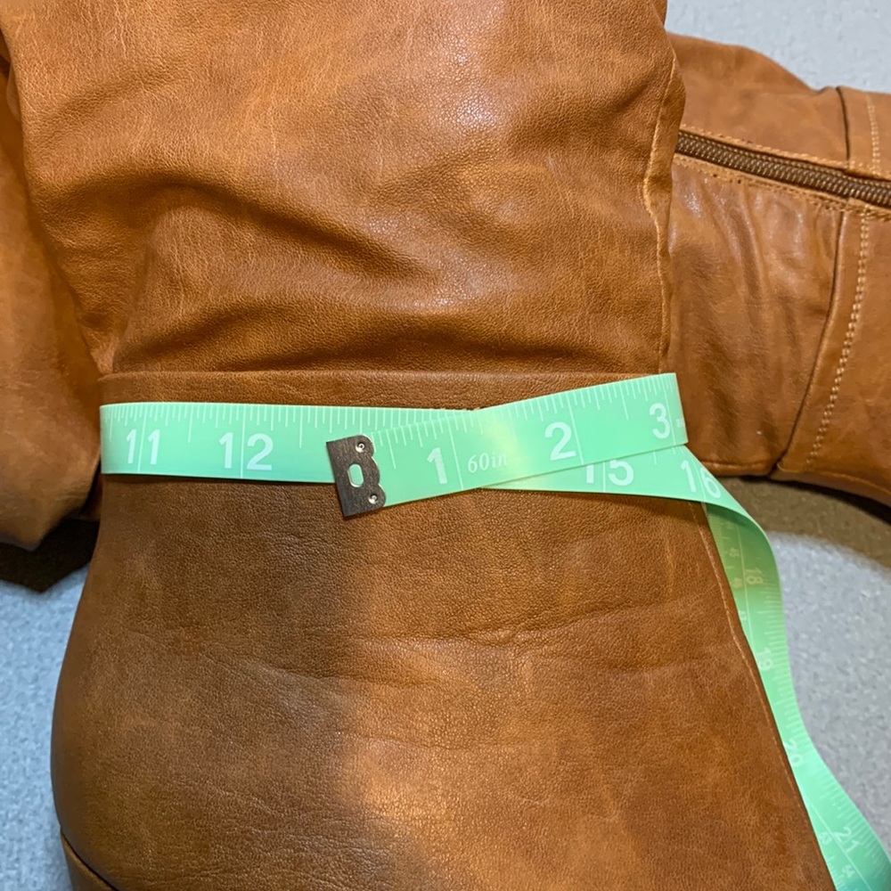 High heel boots - Picture 10 of 12